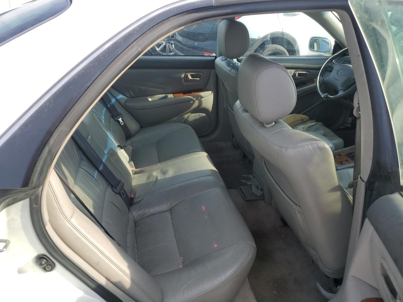 2000 Lexus Es 300 VIN: JT8BF28G3Y5090794 Lot: 82149824