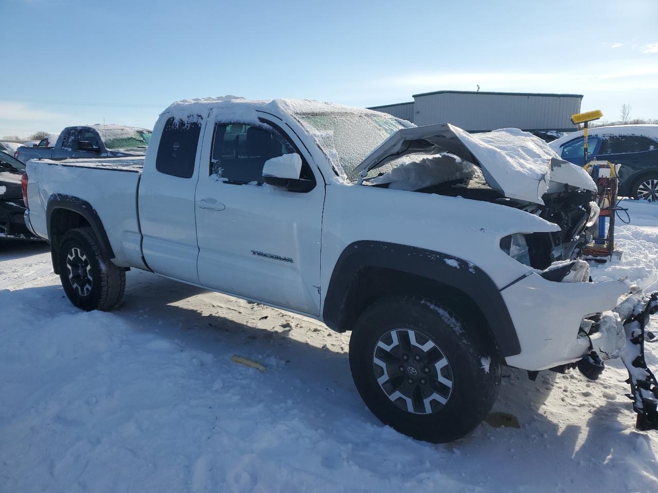 VIN 5TFSZ5AN2HX078286 2017 TOYOTA TACOMA no.4