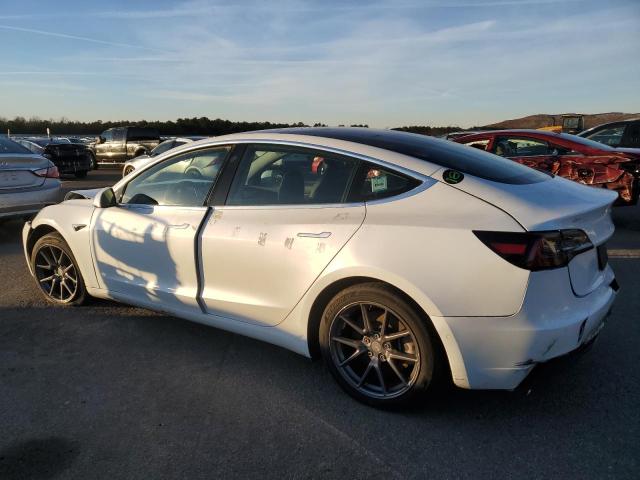  TESLA MODEL 3 2020 Білий