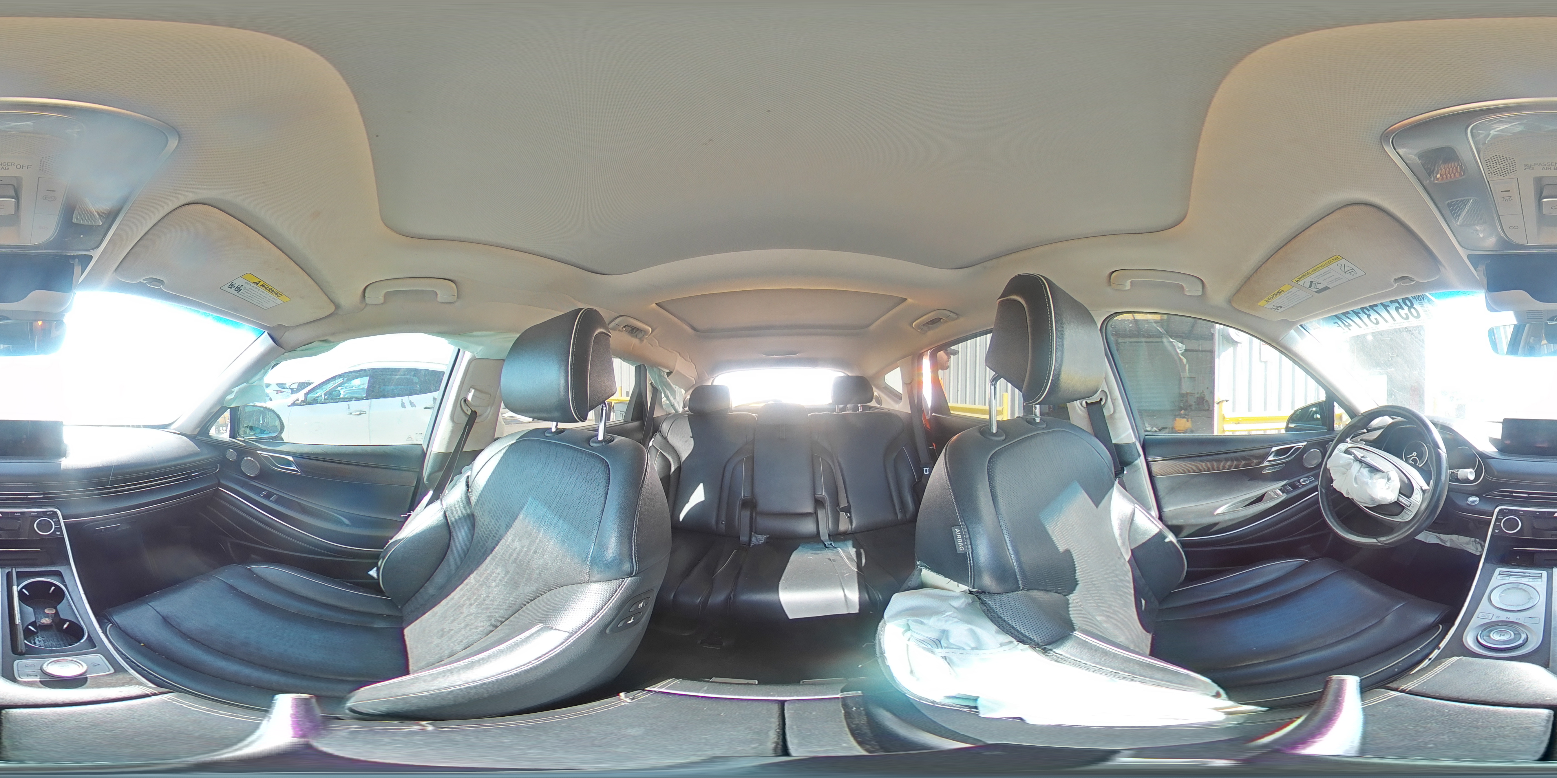 2021 Genesis GV80 - Image 16