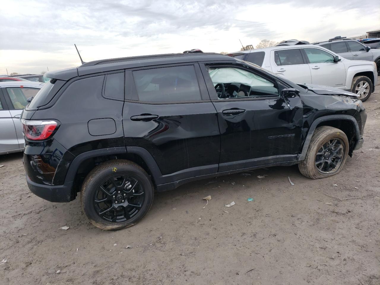 VIN 3C4NJDBN8ST501162 2025 JEEP COMPASS no.3