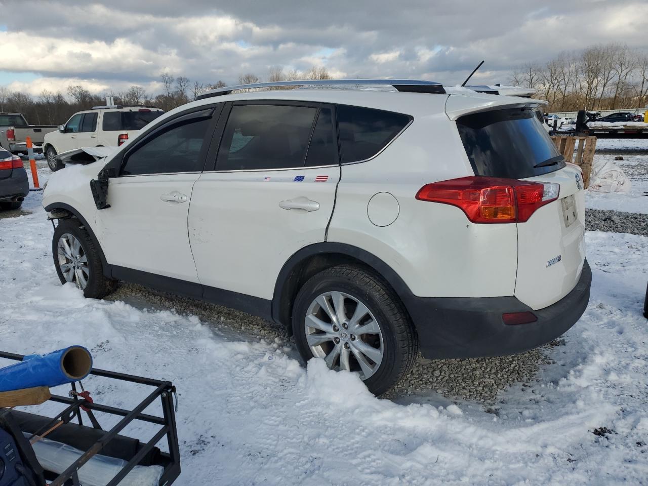 VIN 2T3DFREV2EW206965 2014 TOYOTA RAV4 no.2