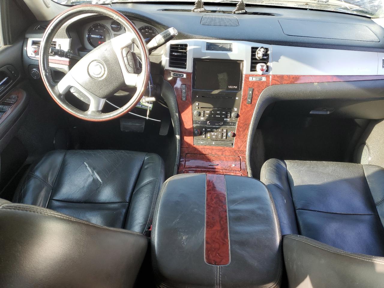 2008 Cadillac Escalade - Image 8