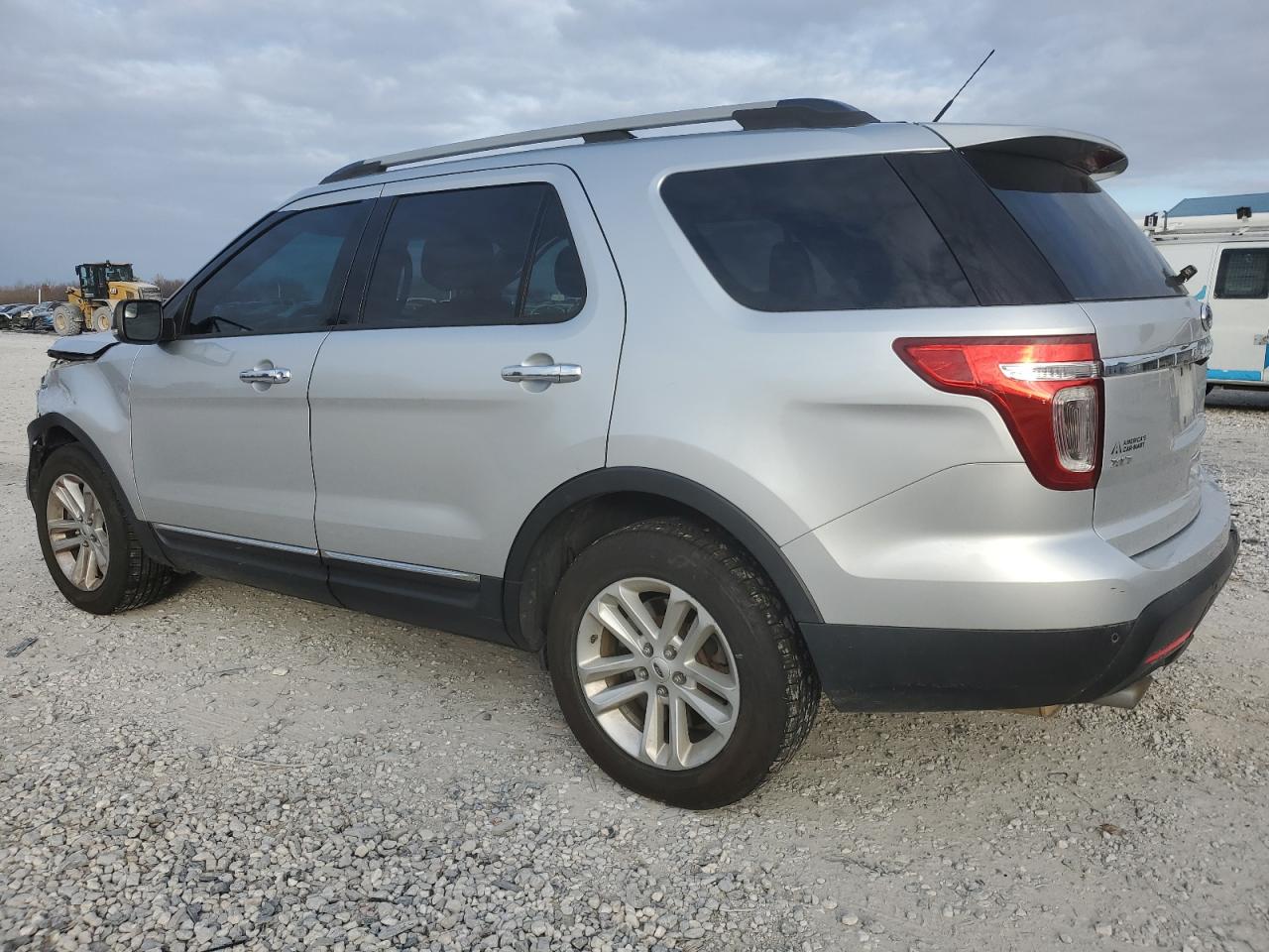 2014 Ford Explorer - Image 2