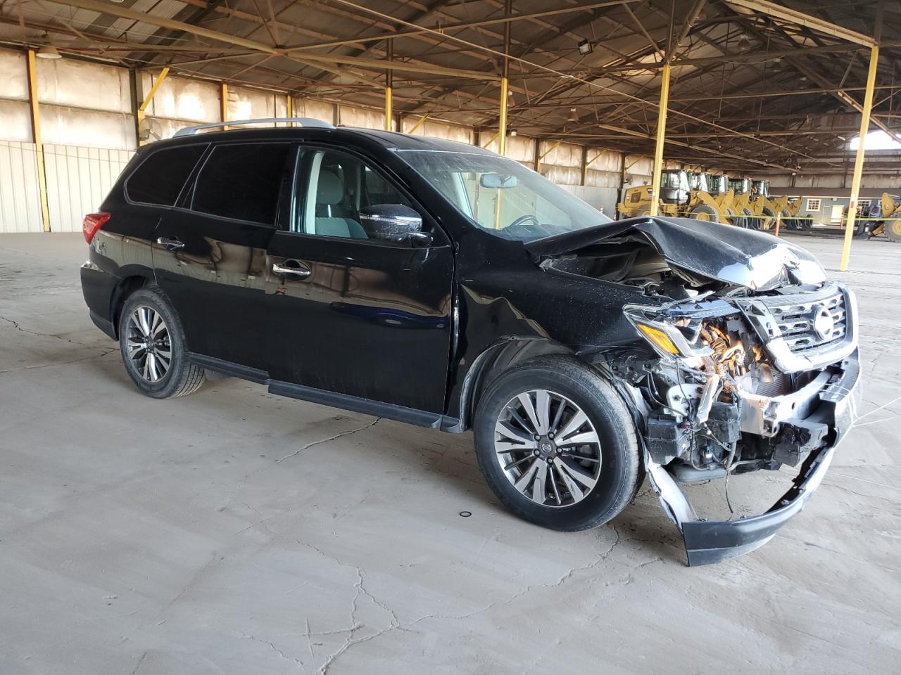 2019 Nissan Pathfinder - Image 4