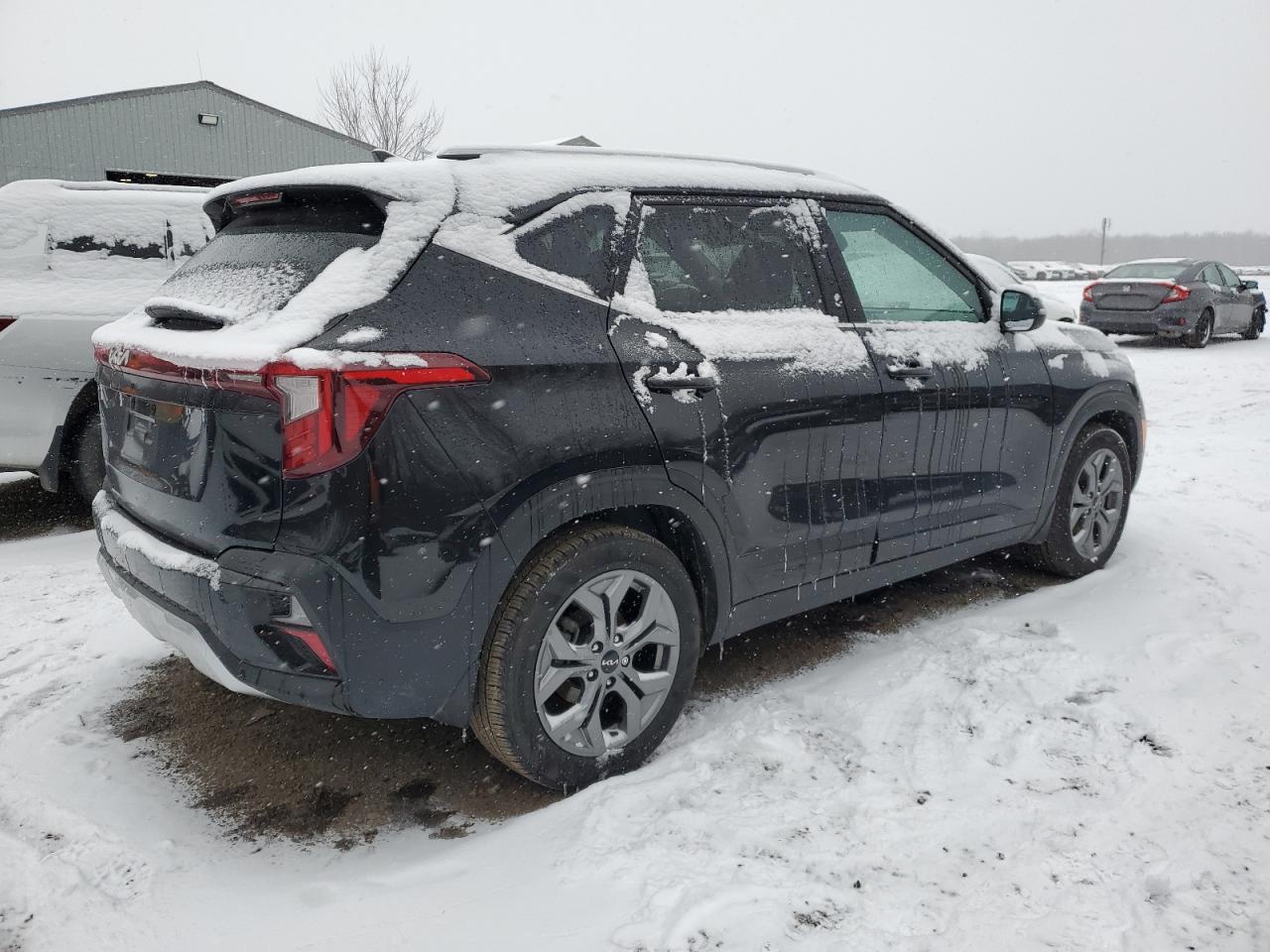 2024 Kia Seltos - Image 3