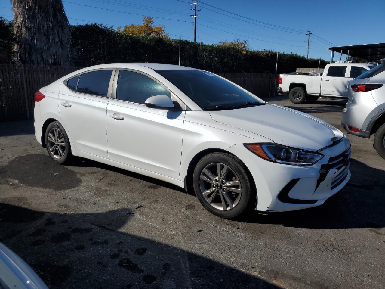 2018 Hyundai Elantra - Image 4