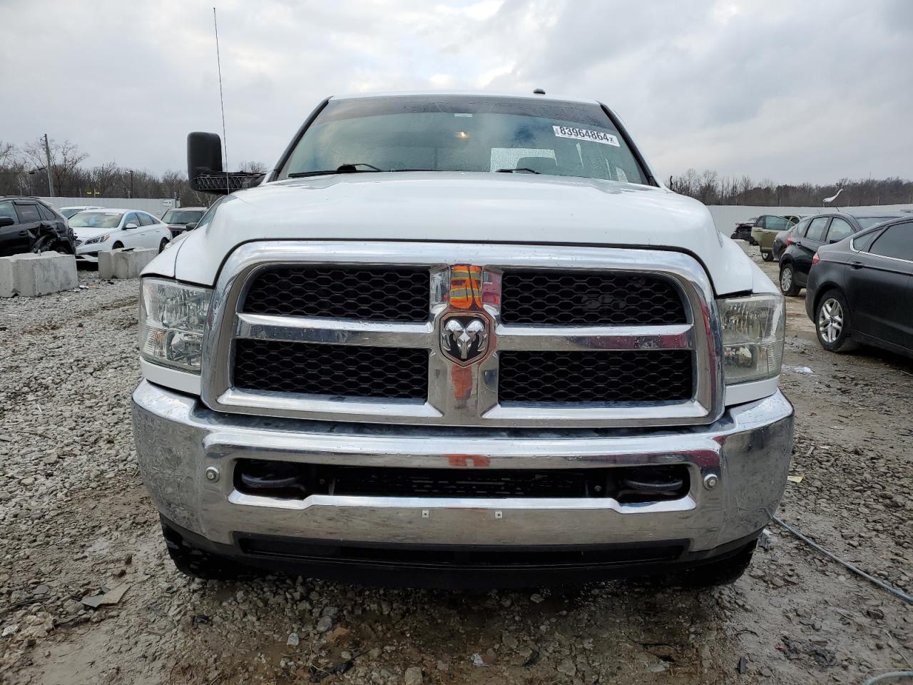 VIN 3C6UR5JL6GG308672 2016 RAM All Models no.5