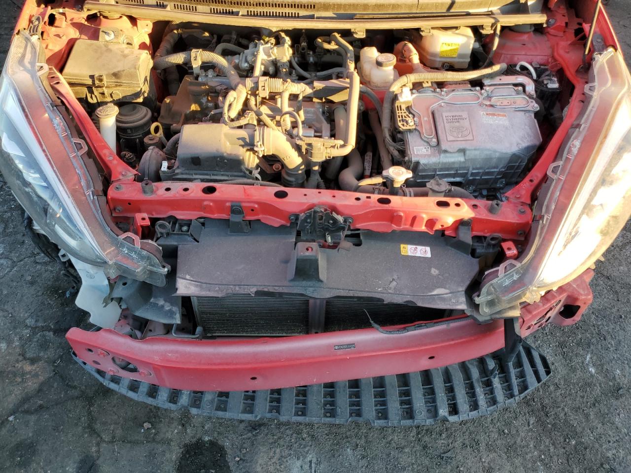 2018 Toyota Prius - Image 11