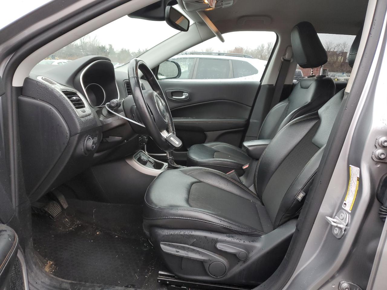 2019 Jeep Compass Latitude VIN: 3C4NJDBB0KT661686 Lot: 83398844