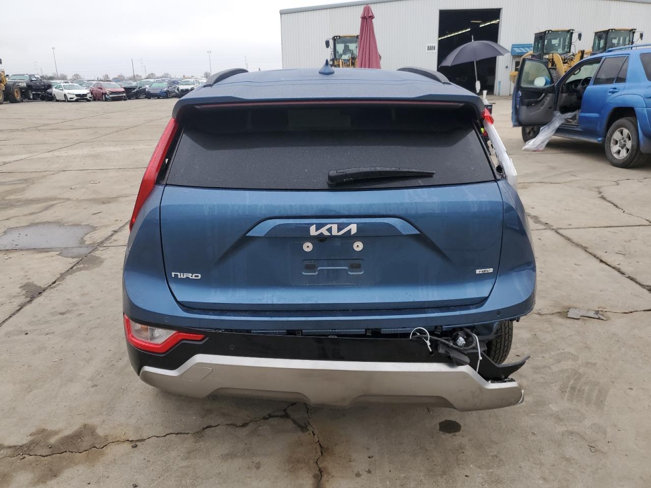 VIN KNDCT3LEXR5182643 2024 KIA NIRO no.6