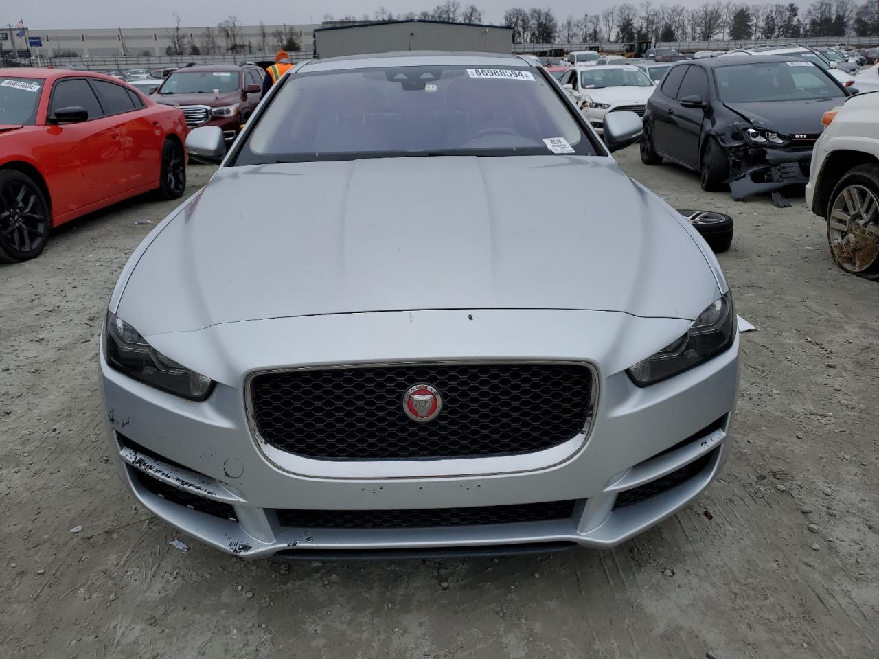 VIN SAJAJ4BVXHA966719 2017 JAGUAR XE no.5