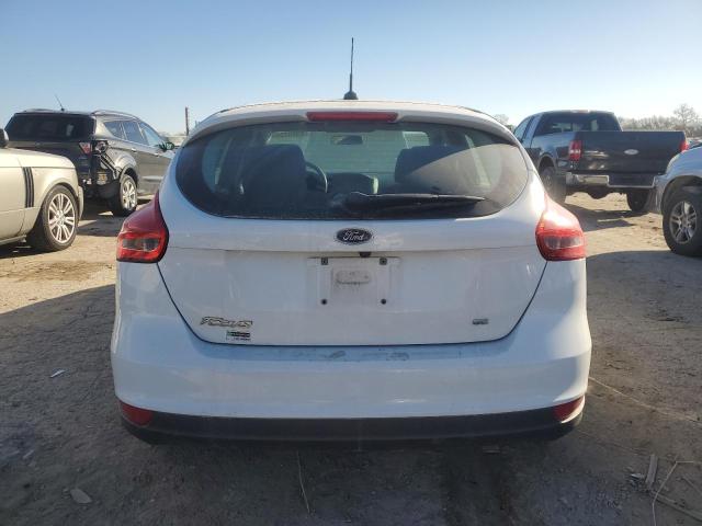  FORD FOCUS 2018 White