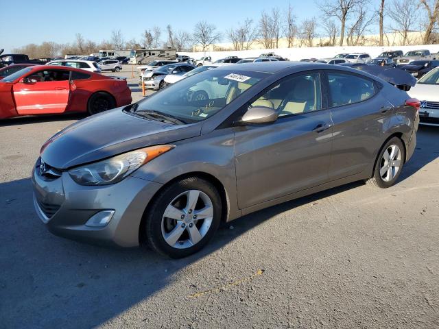  HYUNDAI ELANTRA 2013 Srebrny