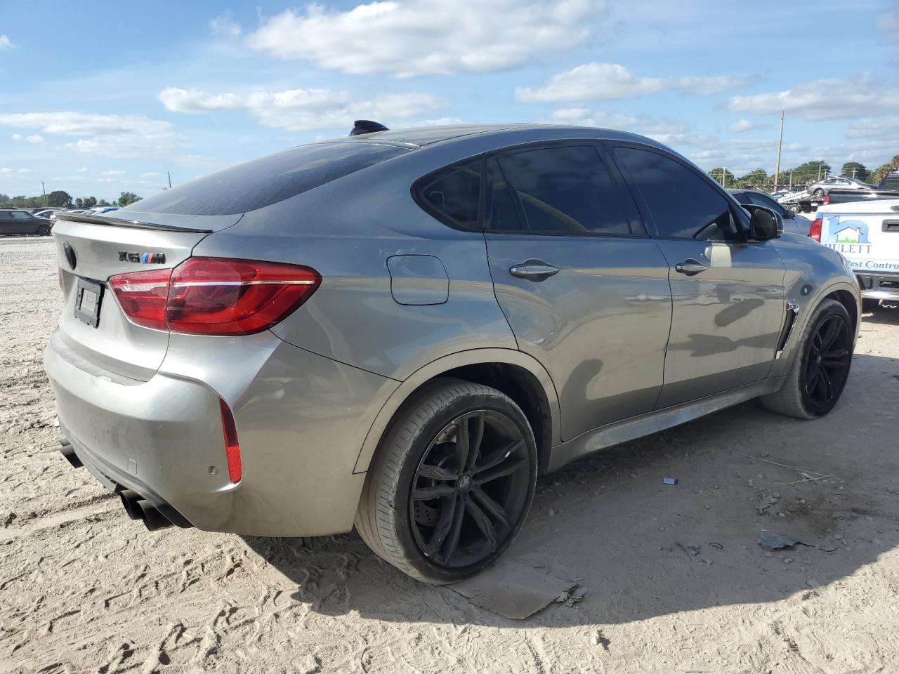 2015 BMW X6 - Image 3
