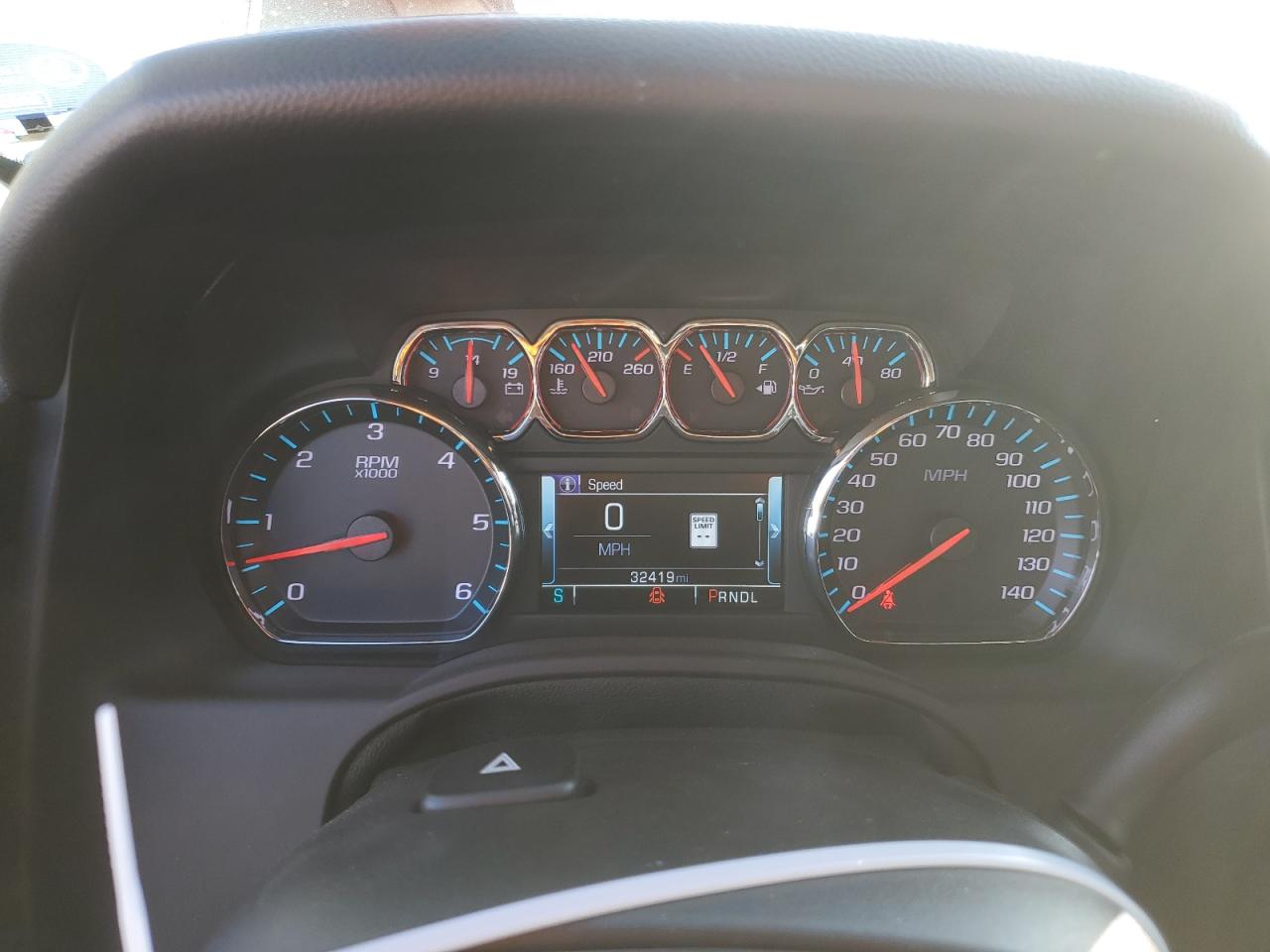 2020 Chevrolet Suburban - Image 9