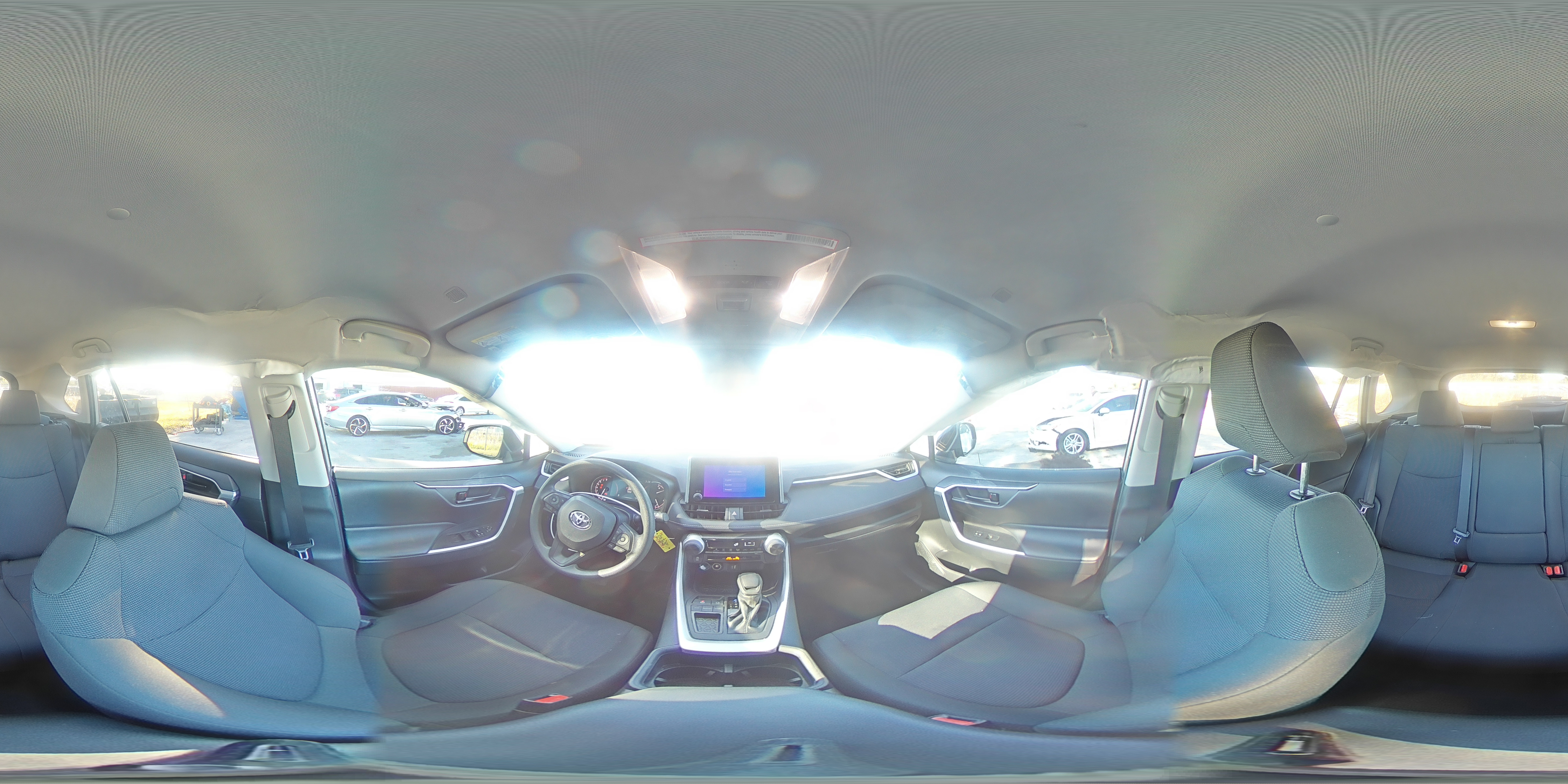 2023 Toyota RAV 4 - Image 15