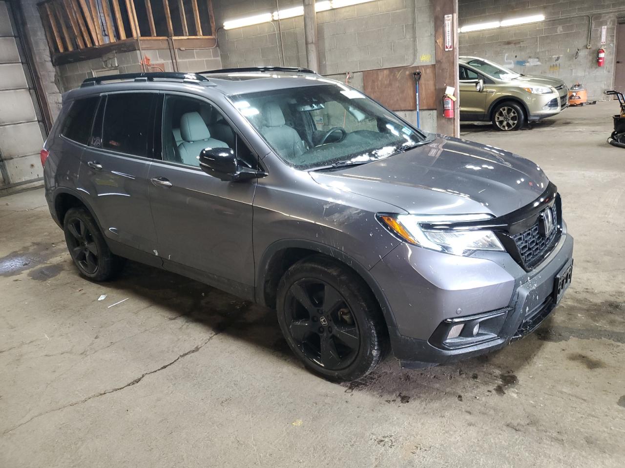 2021 Honda Passport - Image 4