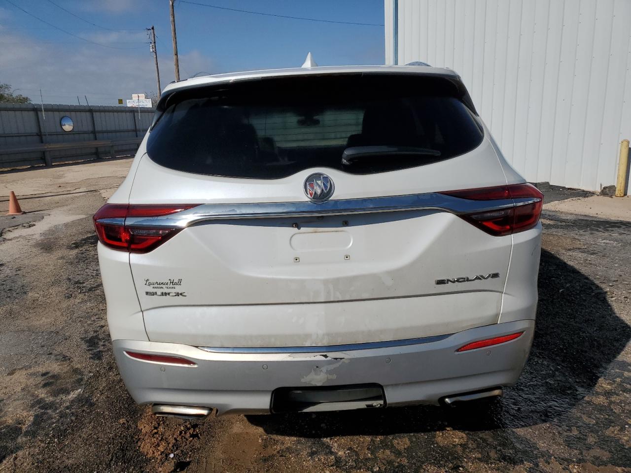 VIN 5GAERBKW2JJ168437 2018 BUICK ENCLAVE no.6