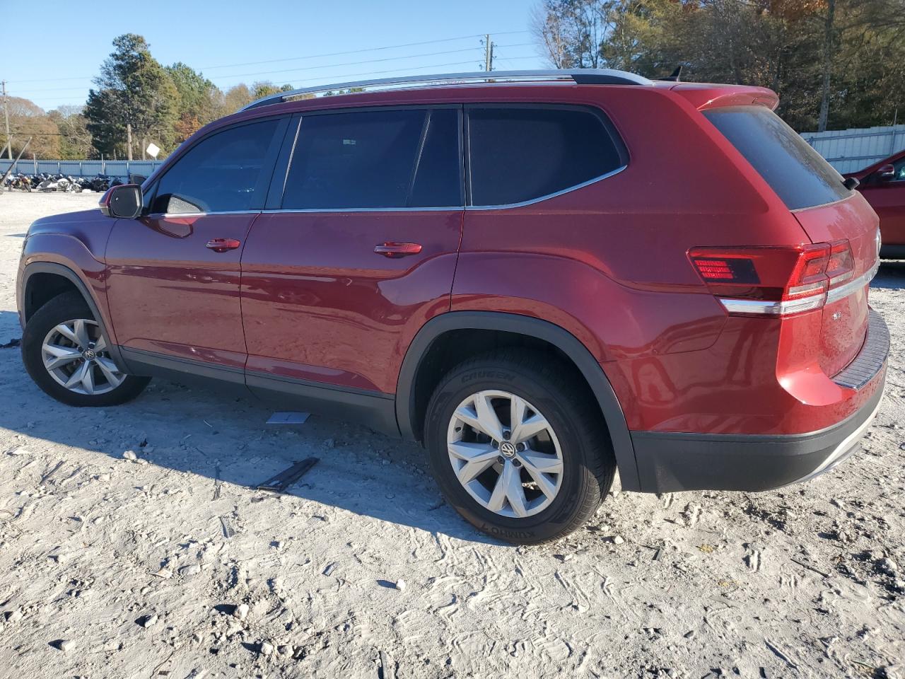 2018 Volkswagen Atlas - Image 2