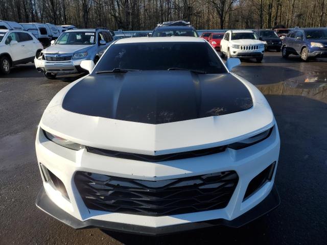  CHEVROLET CAMARO 2015 Белый