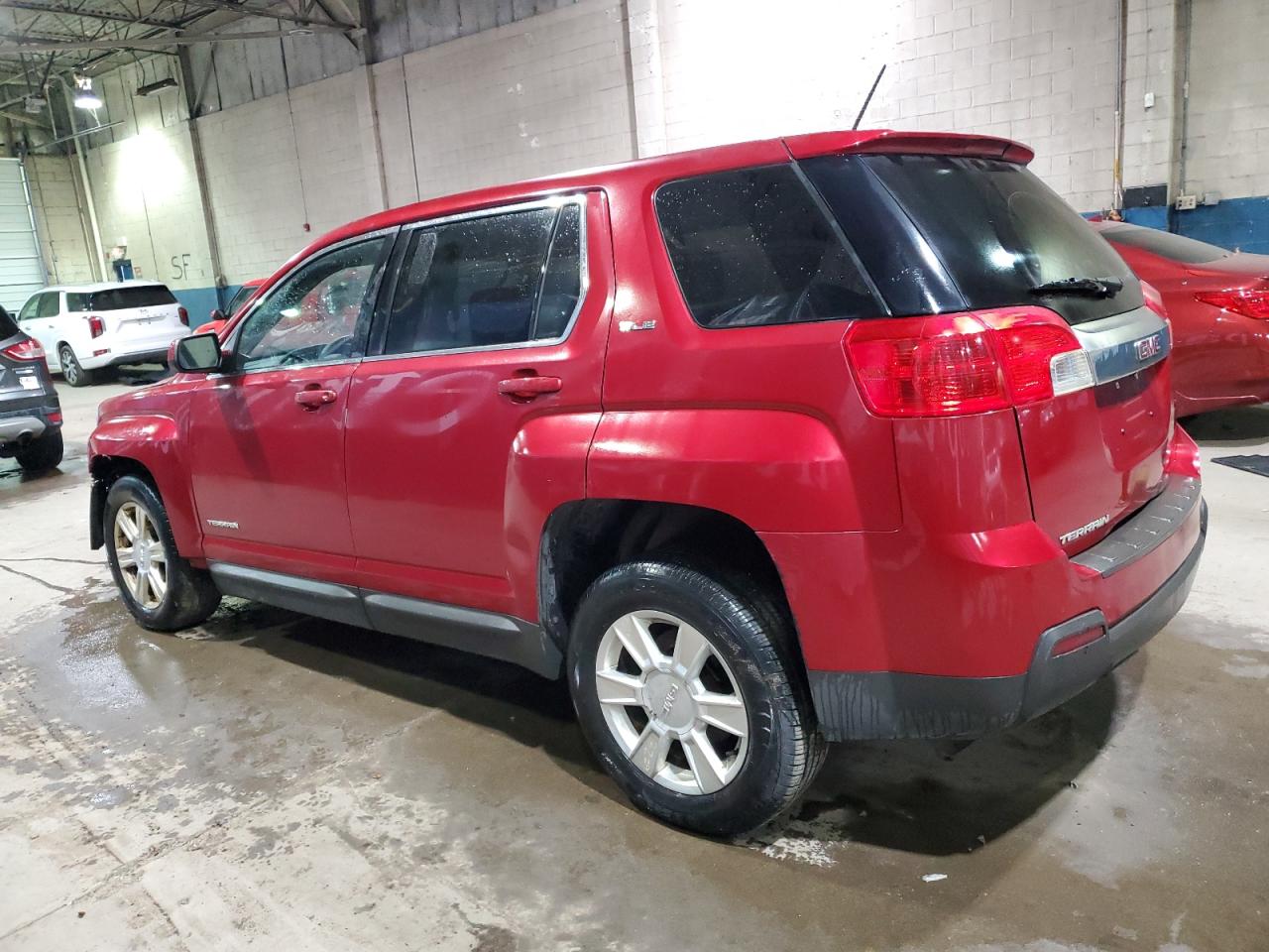 2015 GMC Terrain - Image 2