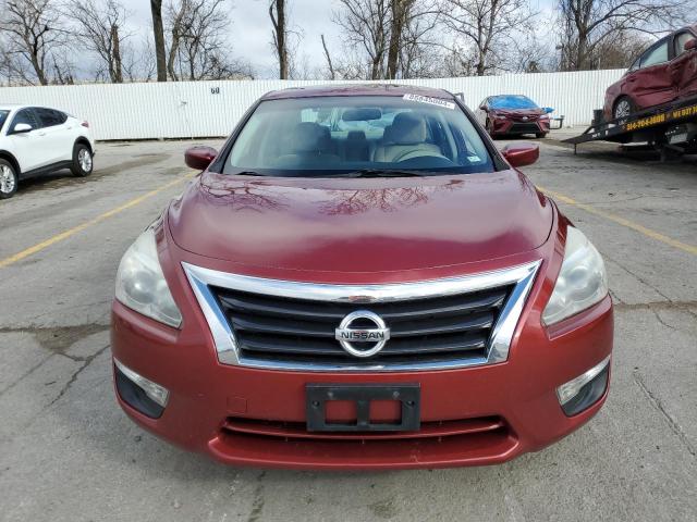 Седаны NISSAN ALTIMA 2014 Красный