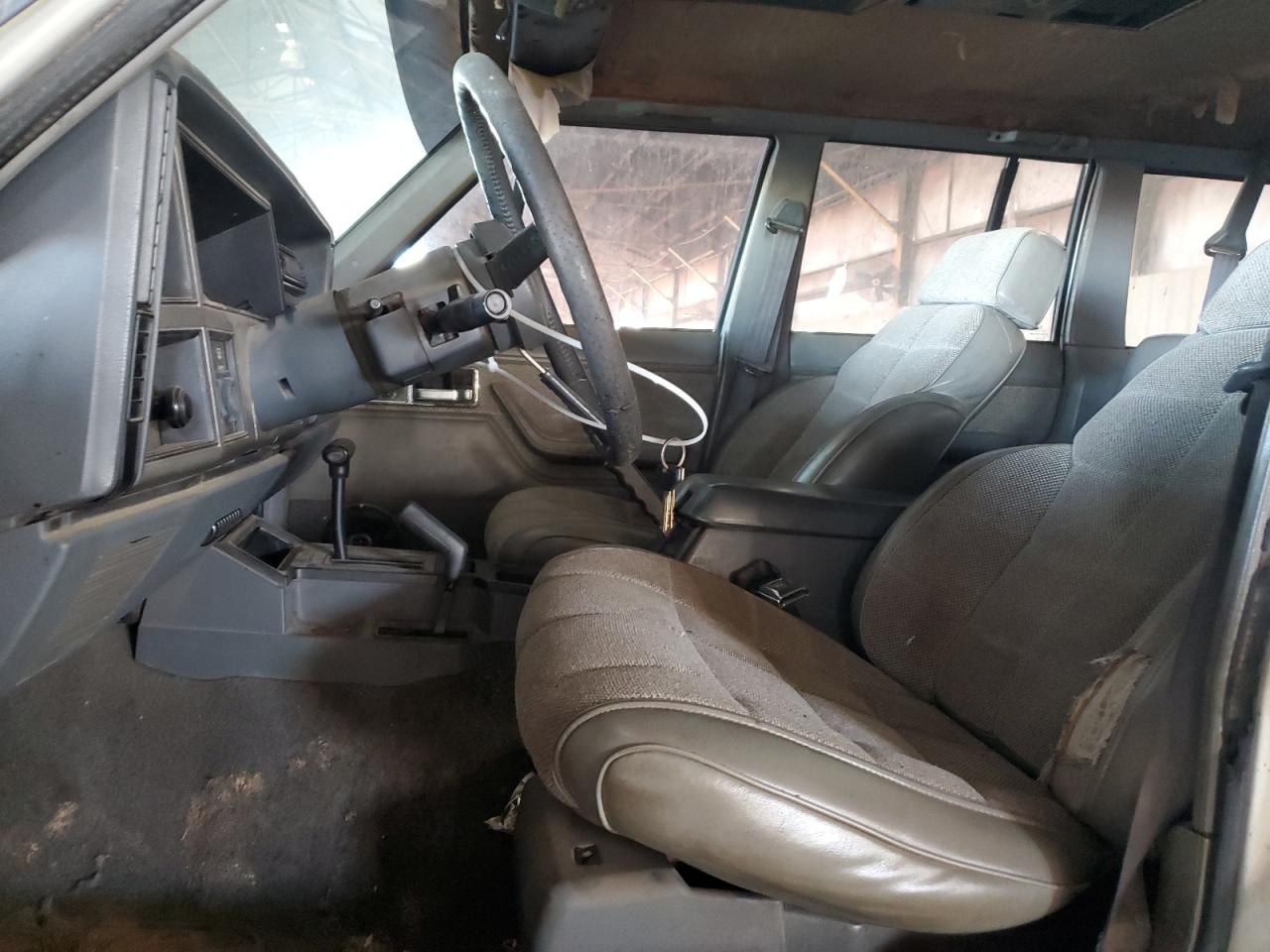 1992 Jeep Cherokee Laredo VIN: 1J4FJ58S1NL145977 Lot: 84543944