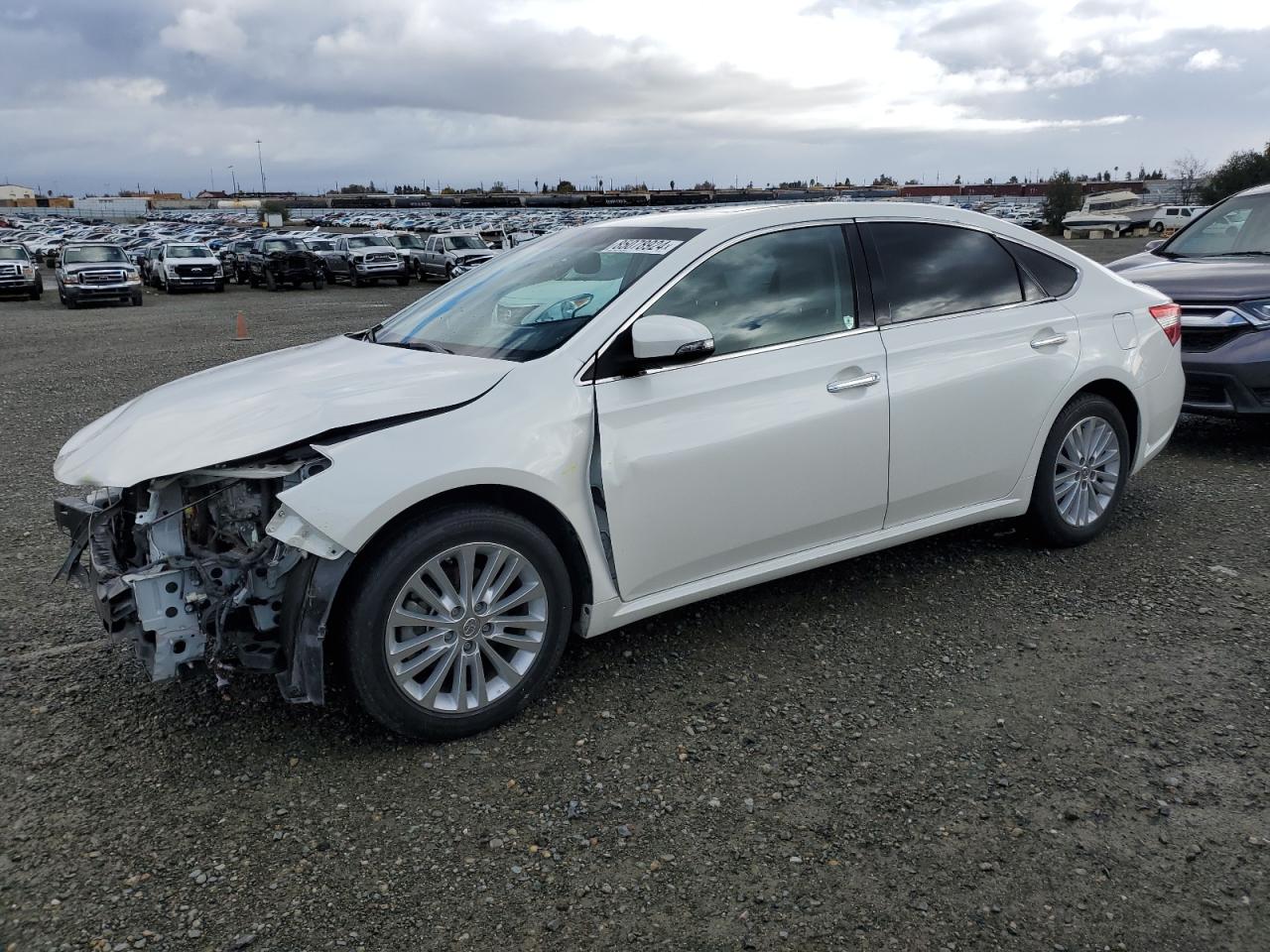 VIN 4T1BD1EB3EU035656 2014 TOYOTA AVALON no.1