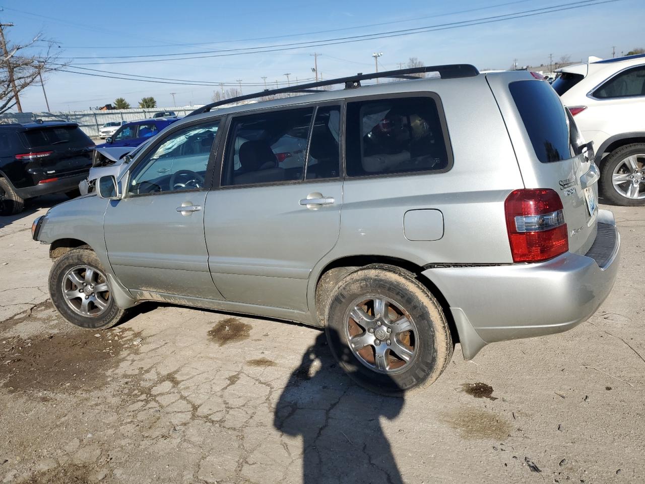 2005 Toyota Highlander - Image 2