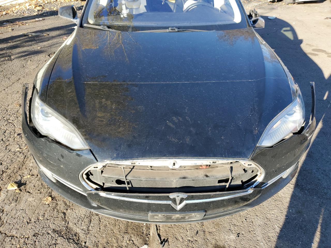 2014 Tesla Model S VIN: 5YJSA1H1XEFP44965 Lot: 83363964