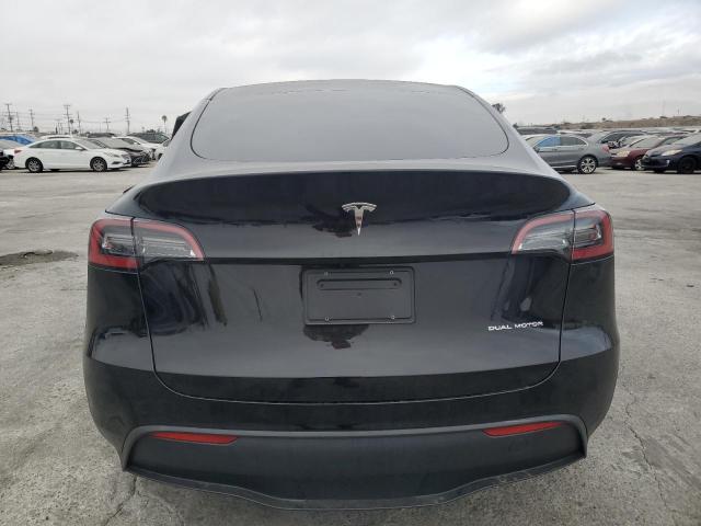  TESLA MODEL Y 2023 Черный