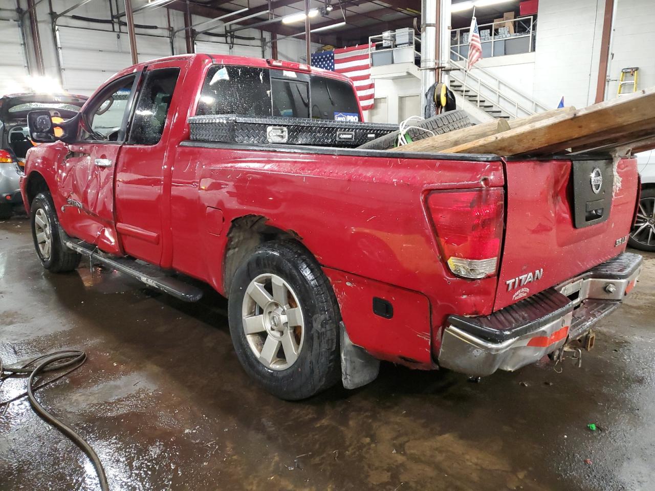 2005 Nissan Titan - Image 2