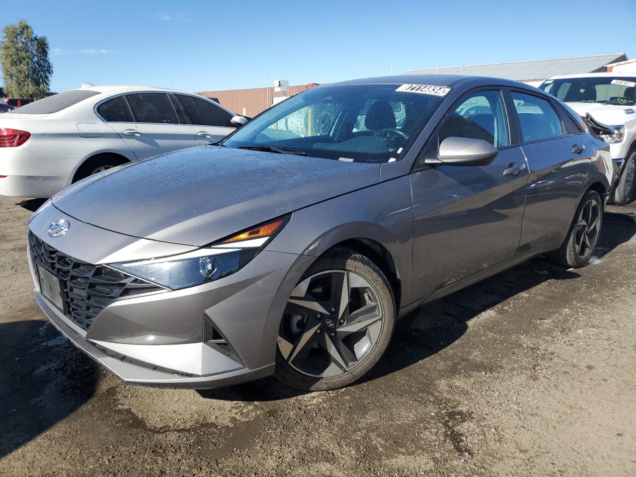 2023 Hyundai Elantra - Image 1