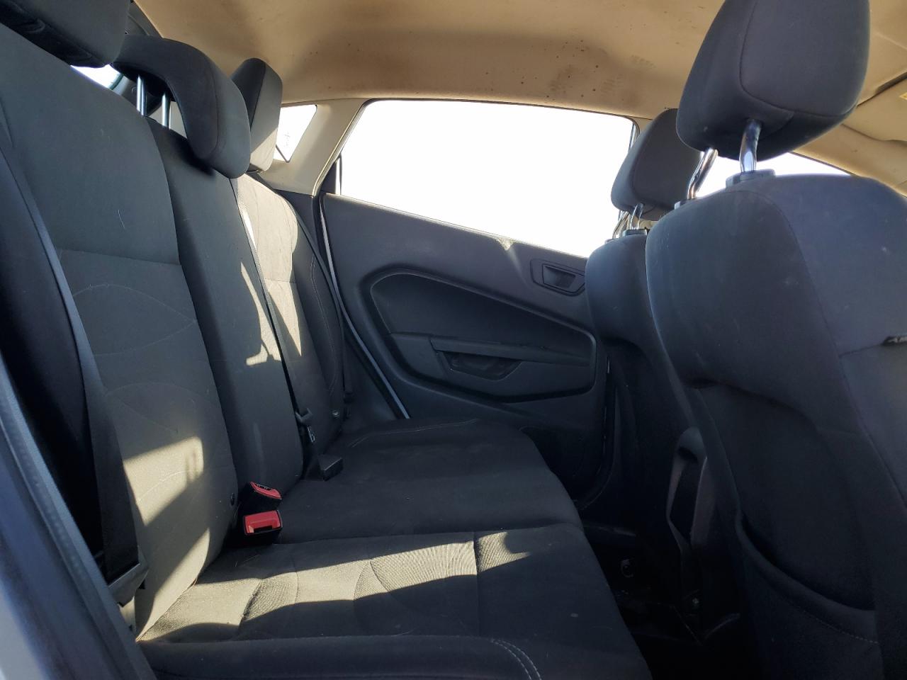 2018 Ford Fiesta Se VIN: 3FADP4EJ4JM123777 Lot: 51014595