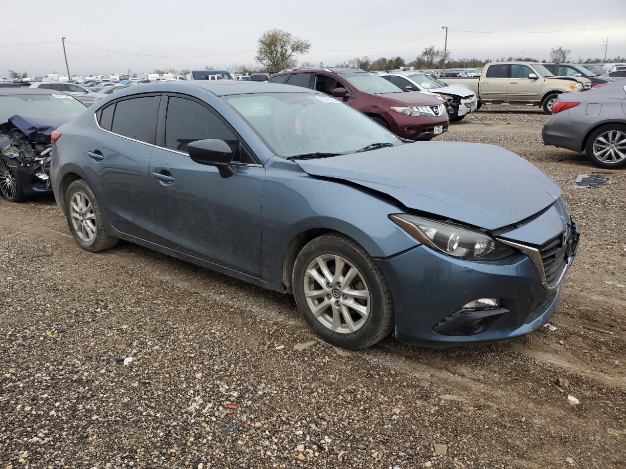 2016 Mazda 3 - Image 4