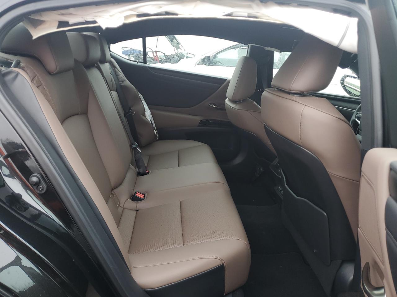 2024 Lexus ES - Image 10