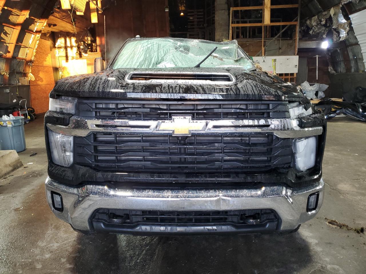 2024 Chevrolet Silverado - Image 5