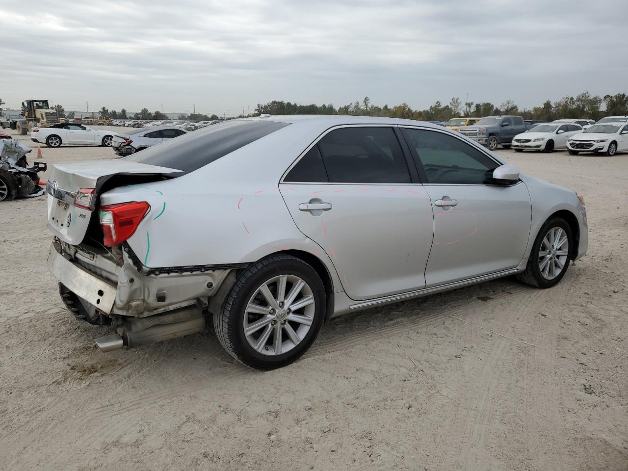 VIN 4T4BF1FK0DR307397 2013 TOYOTA CAMRY no.3