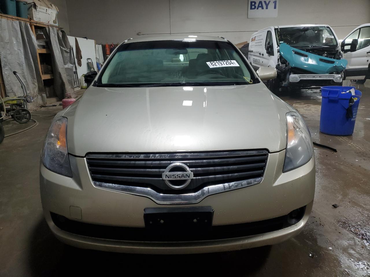 2009 Nissan Altima - Image 5