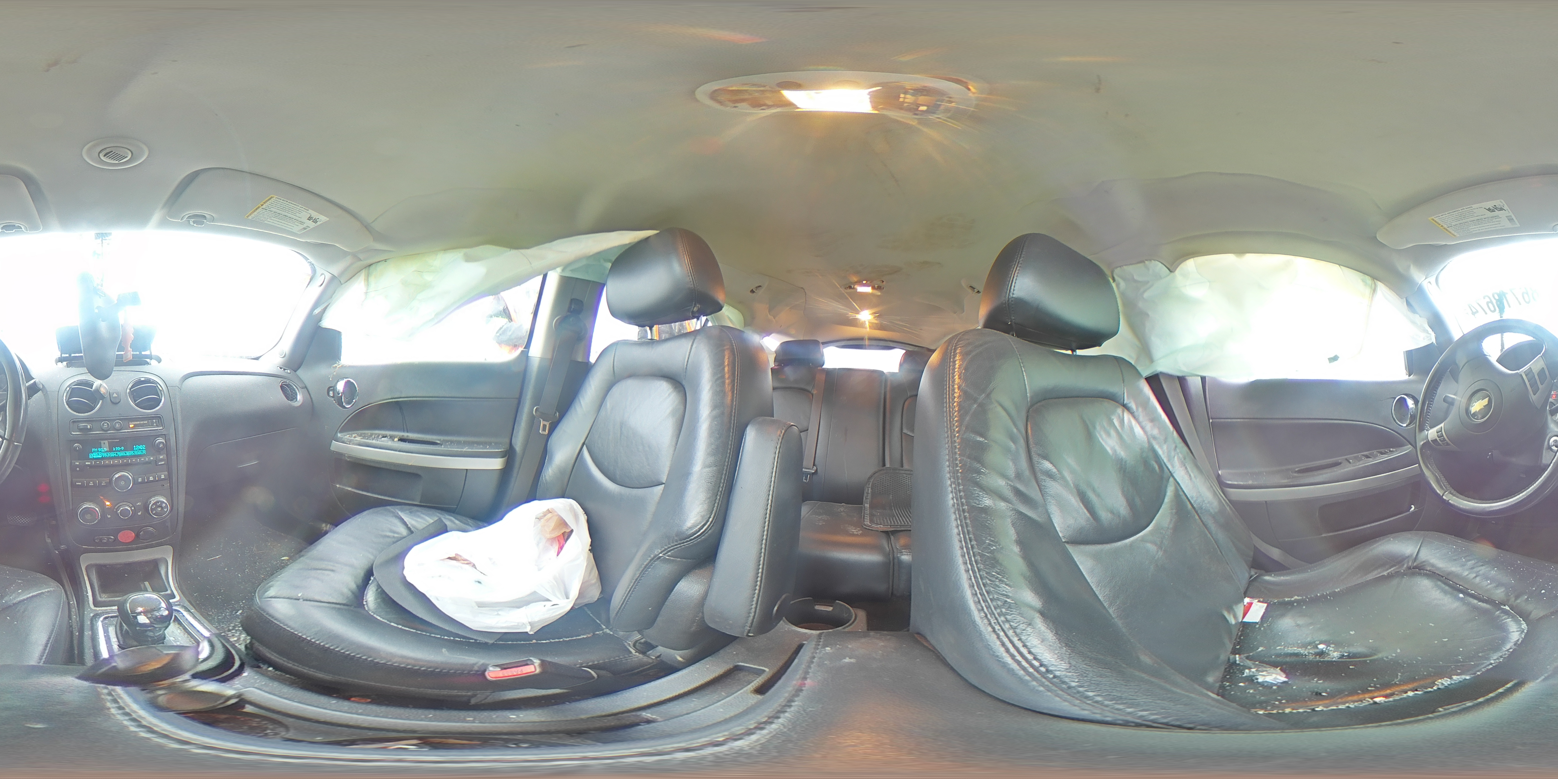 2011 Chevrolet HHR - Image 13