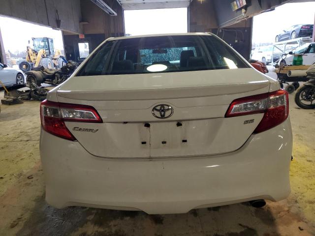  TOYOTA CAMRY 2014 Белы