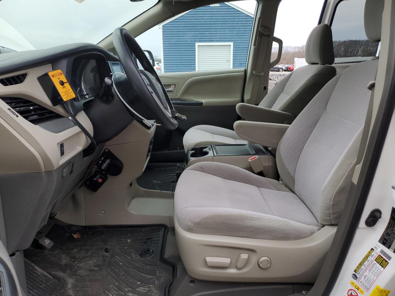 5TDJZ3DC9KS225078 TOYOTA All Models 2019