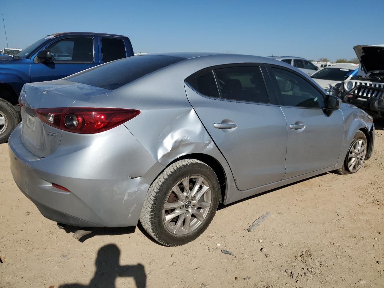 2017 Mazda 3 - Image 3