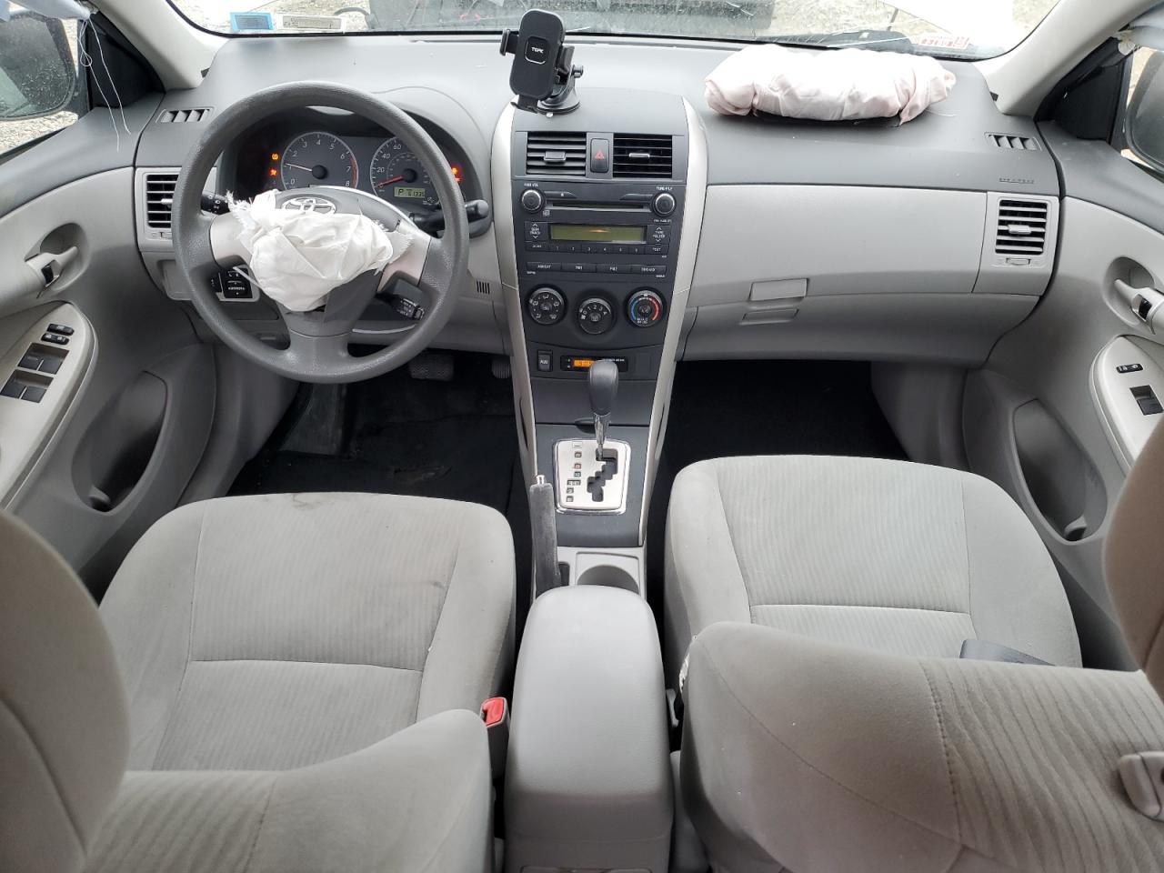 2010 Toyota Corolla - Image 8