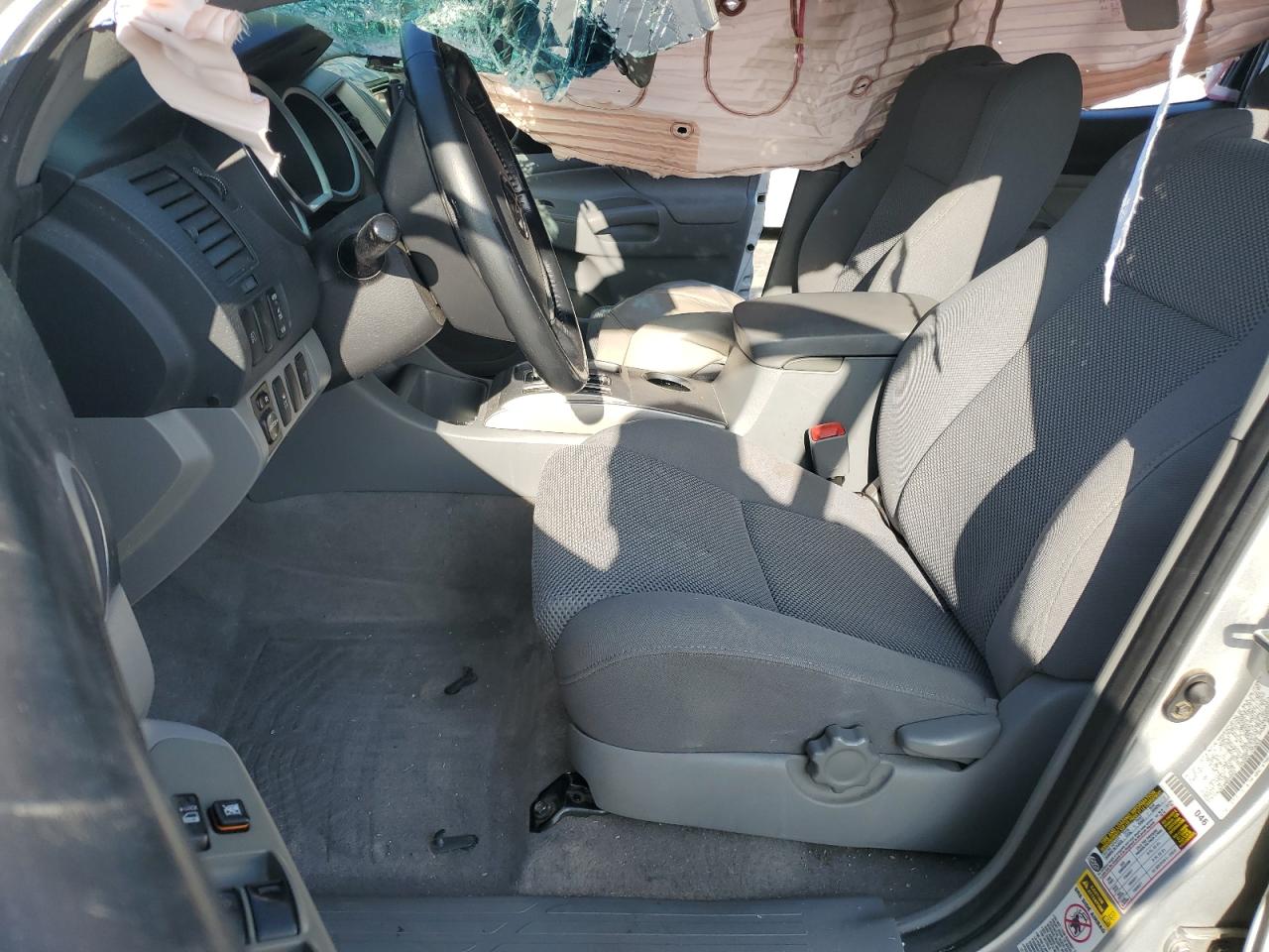 2010 Toyota Tacoma - Image 7