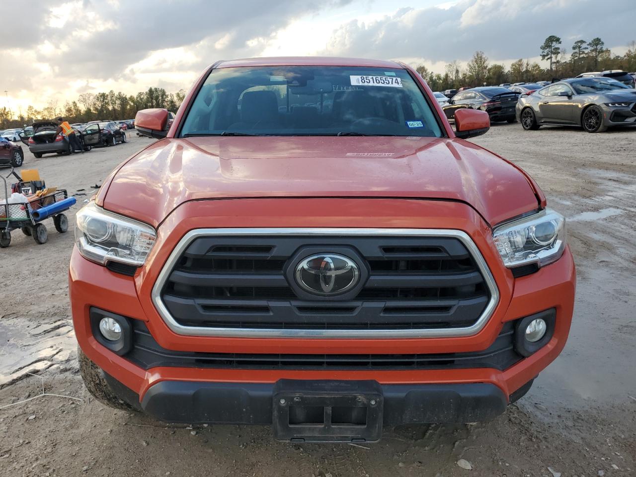 VIN 3TMAZ5CN9JM069251 2018 TOYOTA TACOMA no.5