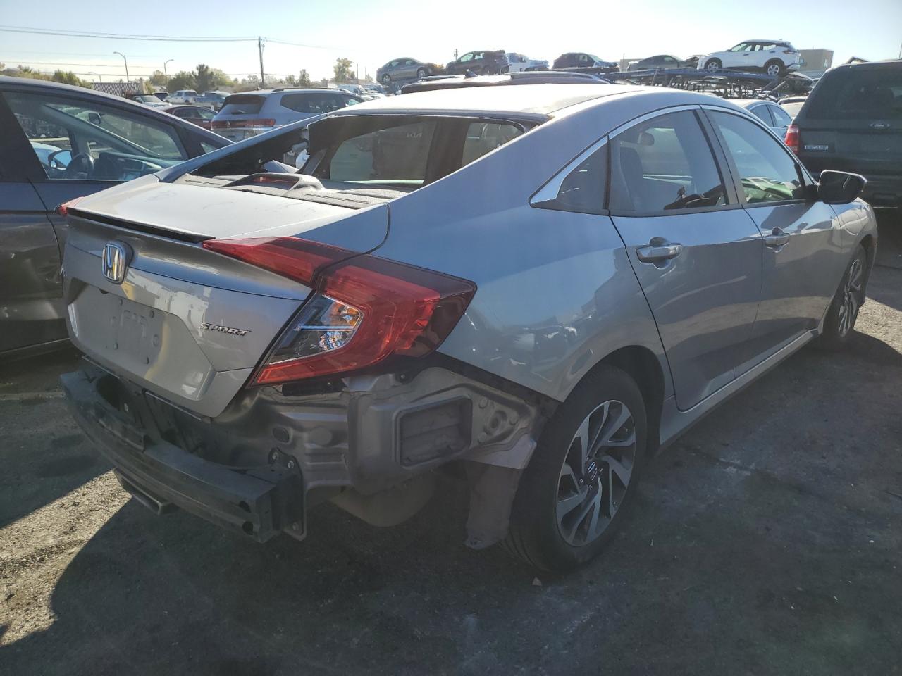 VIN 19XFC2F87LE000986 2020 HONDA CIVIC no.3