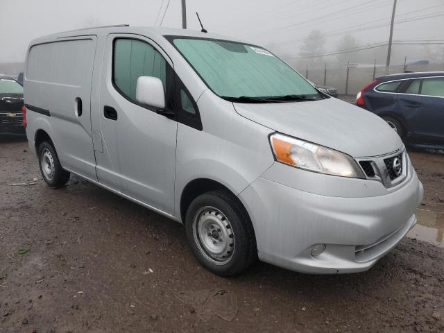  NISSAN NV 2019 Серебристый