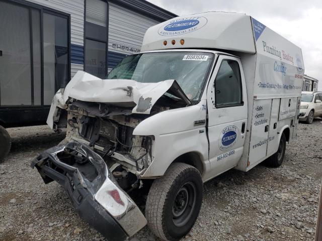 2014 Ford Econoline E350 Super Duty Cutaway Van